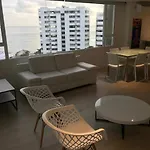 Lovely 3-Bed Apartment In Cartagena De Indias